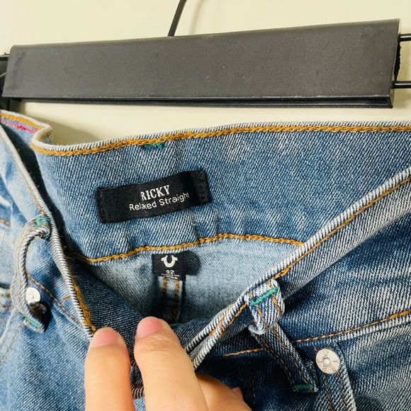 NWT $159 True Religion Ricky Jeans Men 32x34 Blue Wash Relaxed Fit Straight Leg - Picture 7 of 8